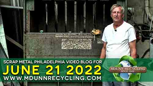 How to make a bale of Aluminum Cans in Waste Metal Compactor & Bailer Compactor by M Dunn Recycling with Joe Kairis. Recycle aluminum cans and bring them in for cash today. Make sure all cans are dry and in one bag with no trash included. We're located at 3611 Welsh Road Philadelphia PA 19136 215-624-2420. Always call for CURRENT PRICES.